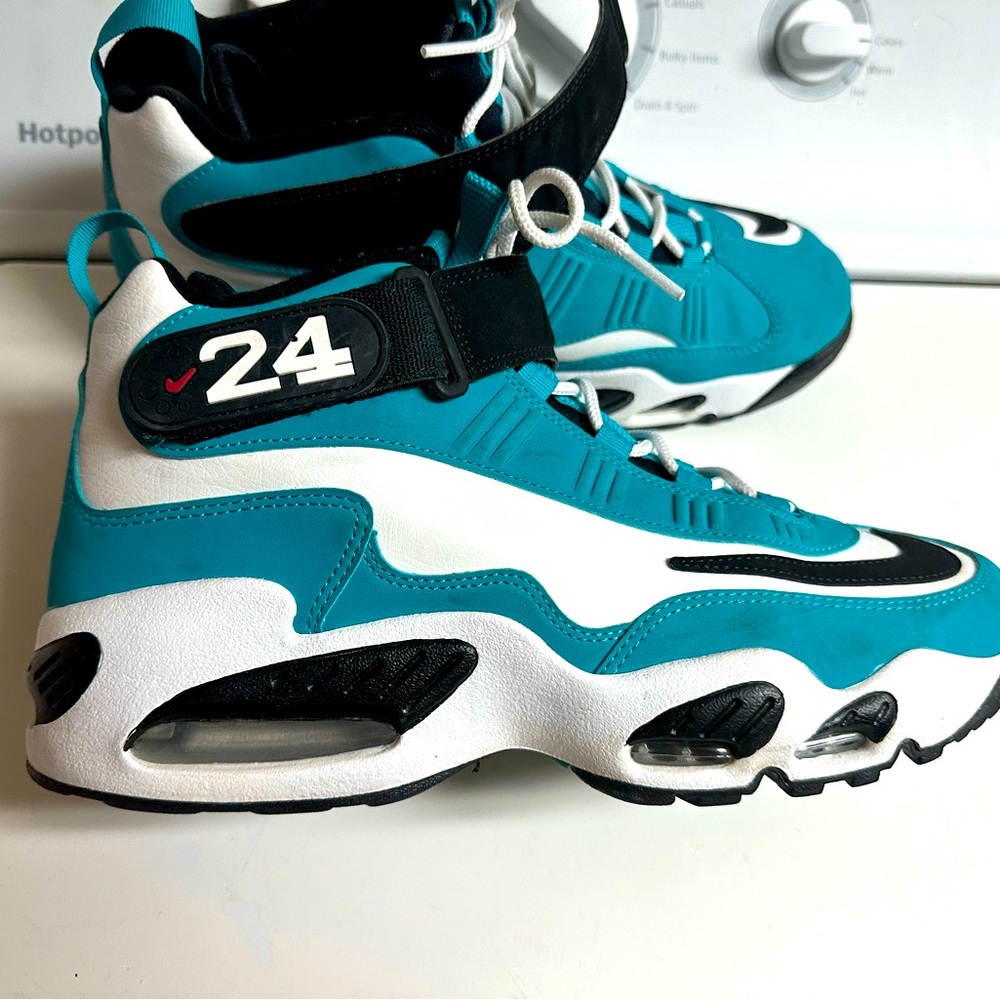 COPY - NIKE high tops 12
